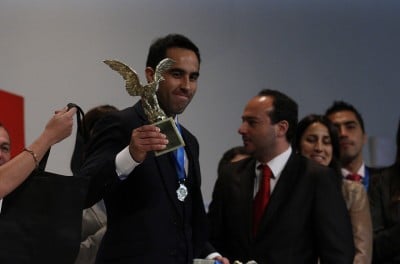 claudio bravo premio