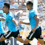 Iquique venció a Colo Colo y es el nuevo liderLo que faltaba: Fin a los “banderazos” y “arengazos” a partir del próximo semestreResumen: Enroque celeste: Iquique asumió el liderato y Colo Colo quedó como escoltaInversionistas chinos quieren comprar acciones en Colo Colo