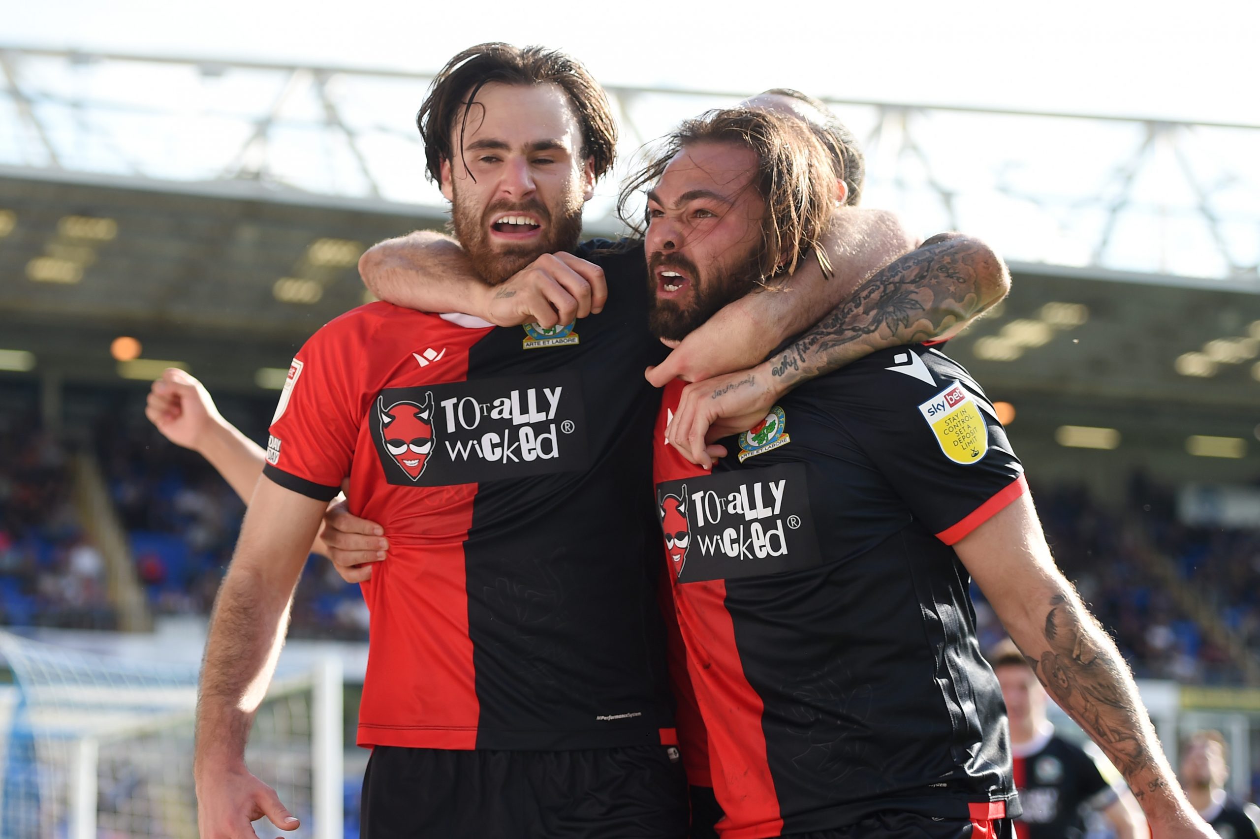 Jugadores chilenos más exitosos en las principales ligas europeas | Fútbol Chileno